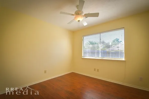 $1,795 | 19723 Glenfinch Lane, Spring, TX 77379