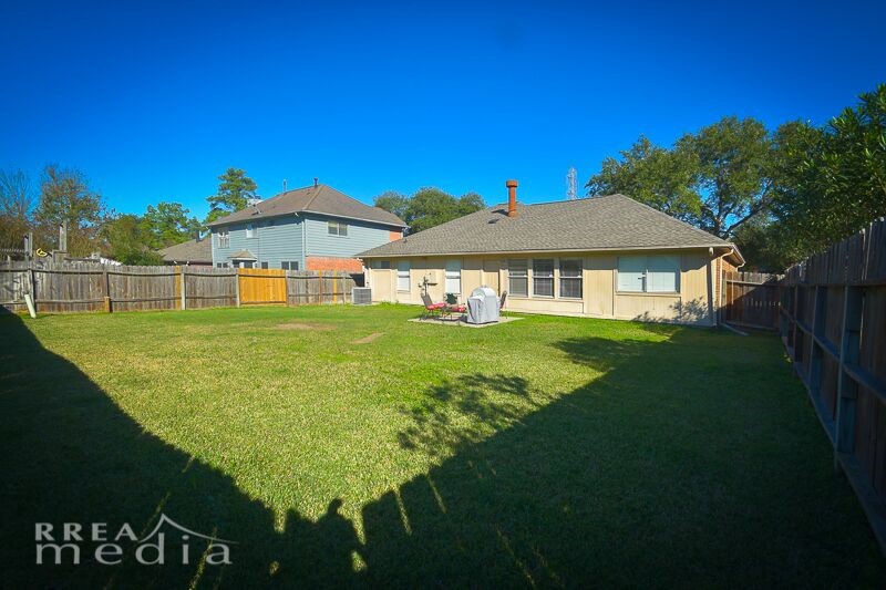 19723 Glenfinch Lane Spring, TX 77379 - Photo 35 of 39 Klein ISD rental available 10/1/24