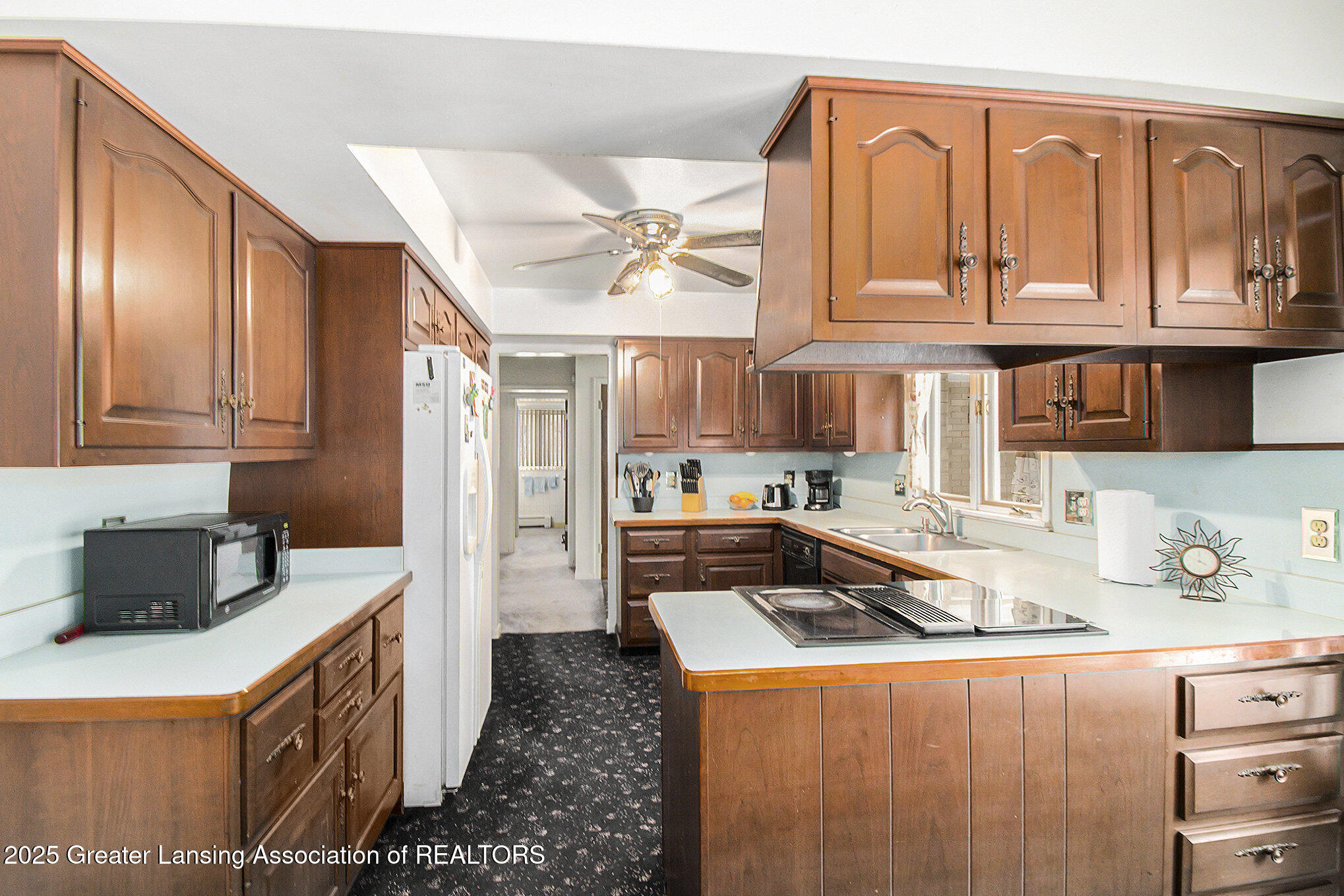 820 Gulick Road Haslett, MI 48840 - Photo 7 of 39 007__ndp4061_128