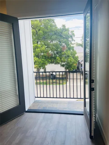 $3,500 | 1528 Chestnut Street, Houston, TX 77009
