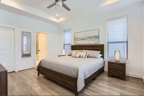 $3,500 | 1528 Chestnut Street, Houston, TX 77009