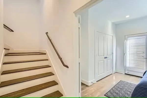 $3,500 | 1528 Chestnut Street, Houston, TX 77009