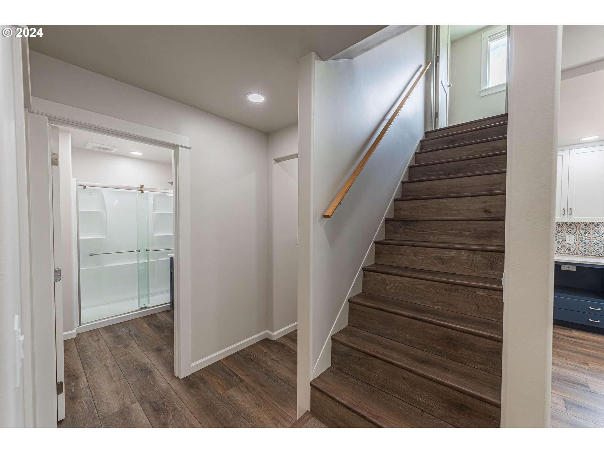 66013 North Bay Road North Bend, OR 97459 - Photo 24 of 48 a view of entryway with wooden floor