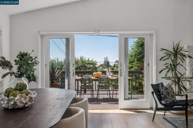 $1,495,000 | 58 Buckeye Avenue, Oakland, CA 94618