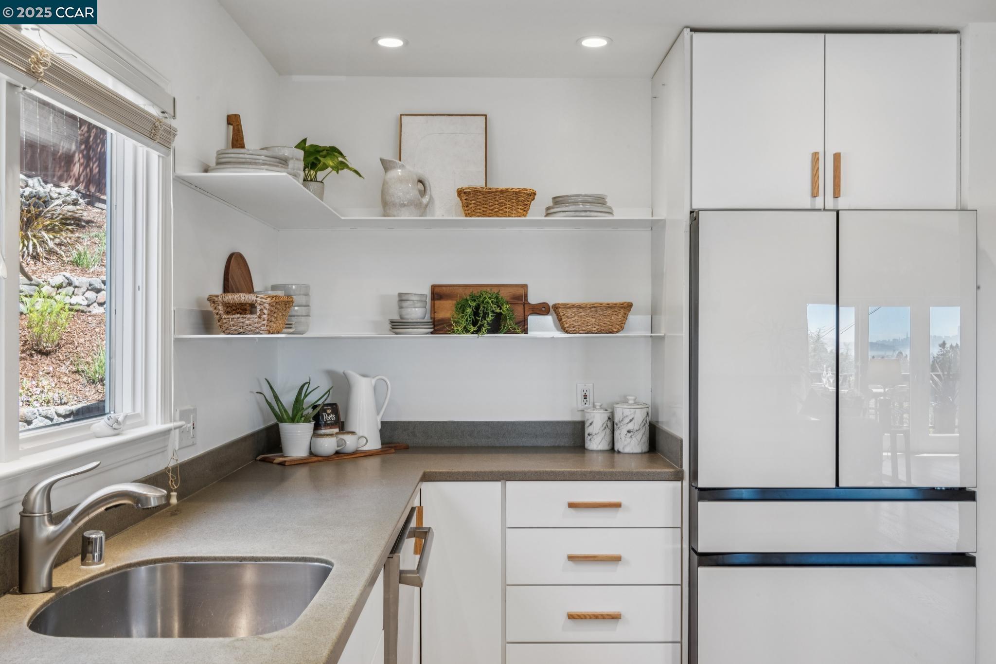 58 Buckeye Avenue Oakland, CA 94618 - Photo 21 of 53