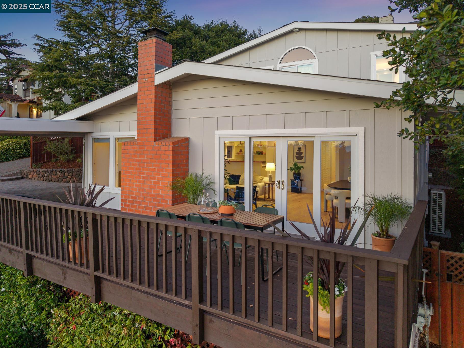 58 Buckeye Avenue Oakland, CA 94618 - Photo 6 of 53