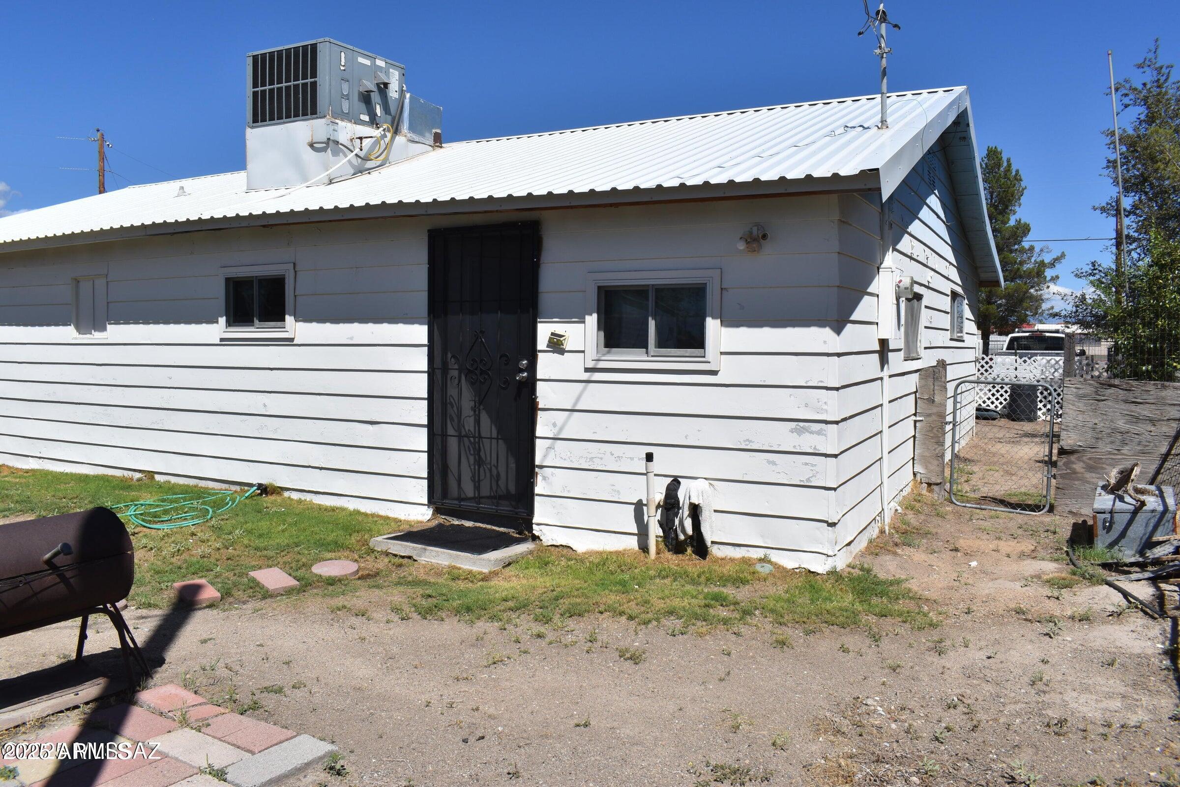 830 West Airport Road Willcox, AZ 85643 - Photo 15 of 20 Back/side view