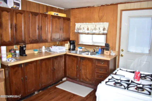 $200,000 | 830 West Airport Road, Willcox, AZ 85643