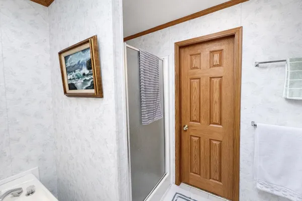 $89,900 | 70 Bluebird Lane, Lyndon, VT 05851