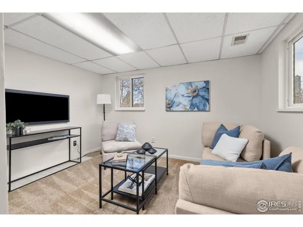 $949,900 | 6174 Brigadoon Court, Longmont, CO 80503