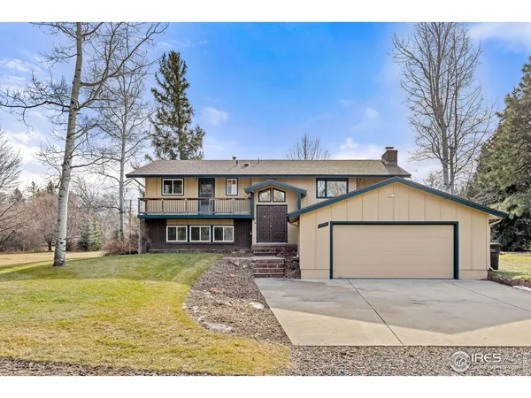 $949,900 | 6174 Brigadoon Court, Longmont, CO 80503