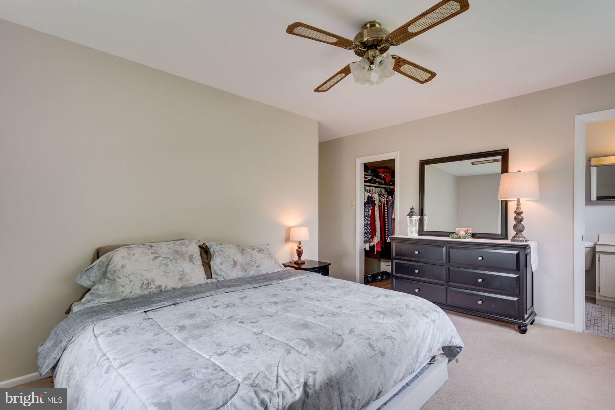 6420 Meriwether Lane Springfield, VA 22150 - Photo 14 of 27 Large room w/ walk in closet