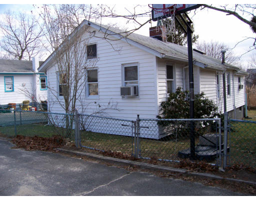 11 Graham Street Wareham, MA 02571 - Photo 1 of 1 Gallery Image 1