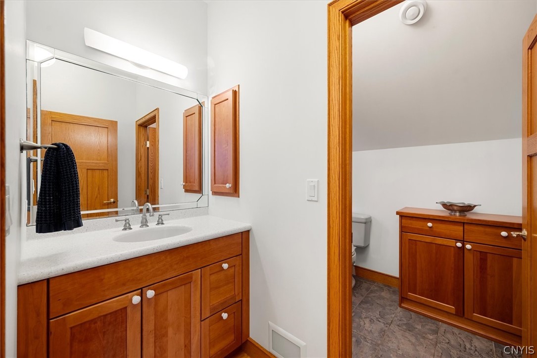8944 Tibbitts Road New Hartford, NY 13413 - Photo 33 of 50 Gallery Image 33
