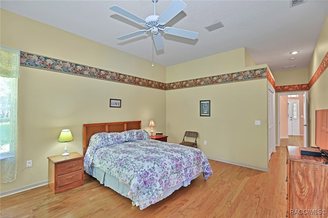 6 Byrsonima Loop Homosassa, FL 34446 - Photo 21 of 48 MASTER BEDROOM 2