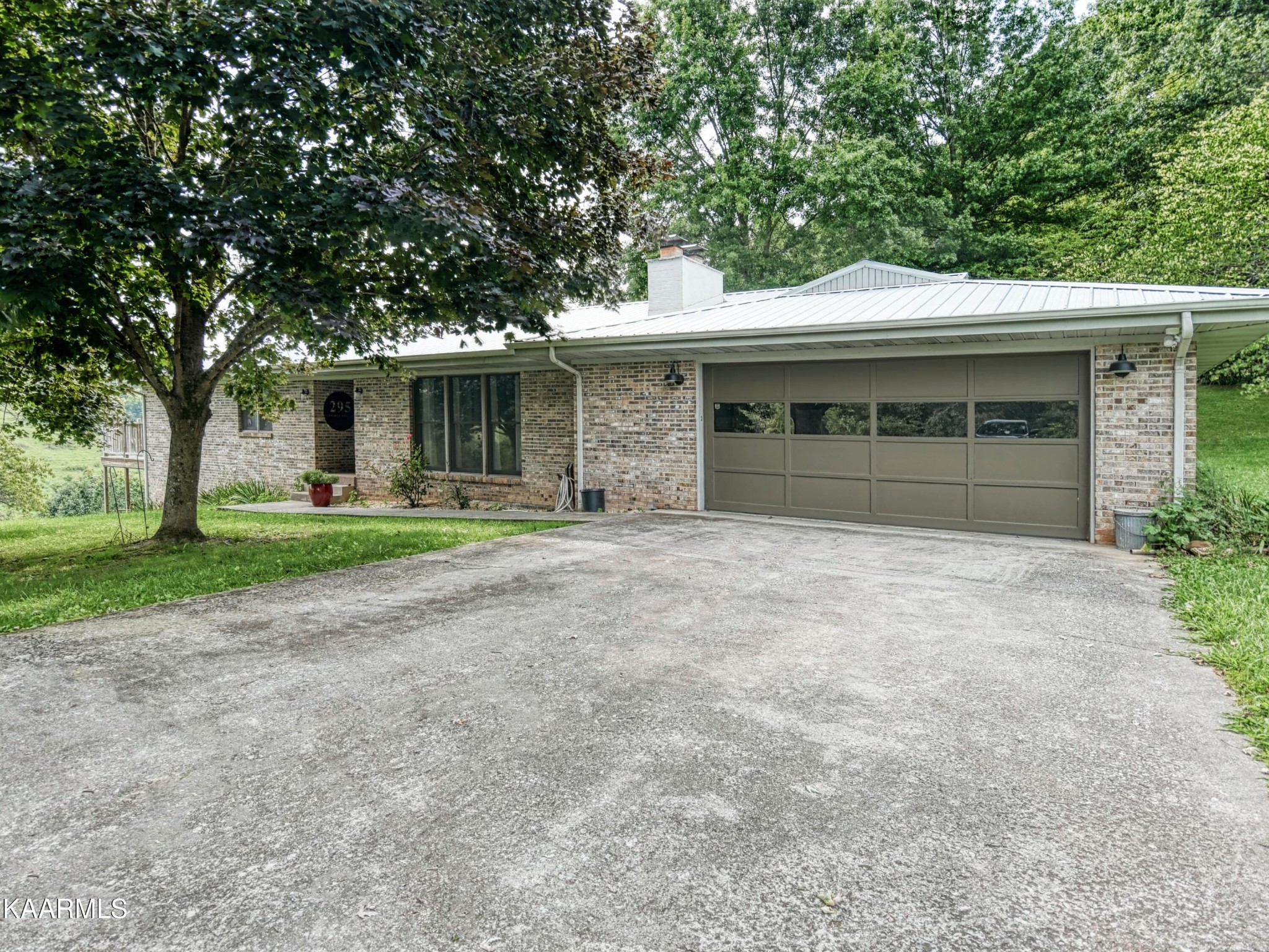 295 Old Forge Ridge Road Harrogate, TN 37752 - Photo 2 of 44 Gallery Image 2