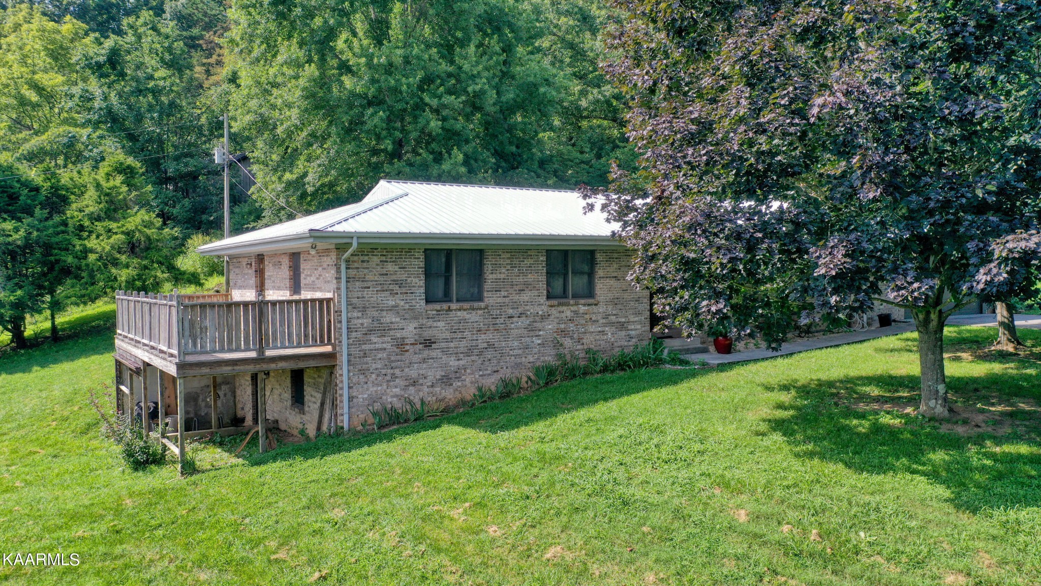 295 Old Forge Ridge Road Harrogate, TN 37752 - Photo 4 of 44 Gallery Image 4