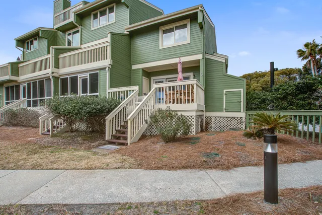 $1,033,000 | 7000 Palmetto Drive, Unit 5A, Isle of Palms, SC 29451