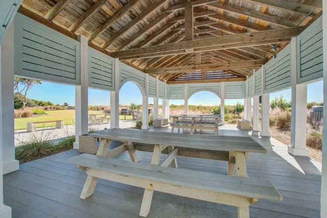 $1,033,000 | 7000 Palmetto Drive, Unit 5A, Isle of Palms, SC 29451