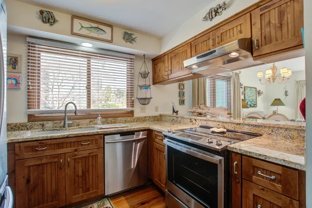 $1,033,000 | 7000 Palmetto Drive, Unit 5A, Isle of Palms, SC 29451