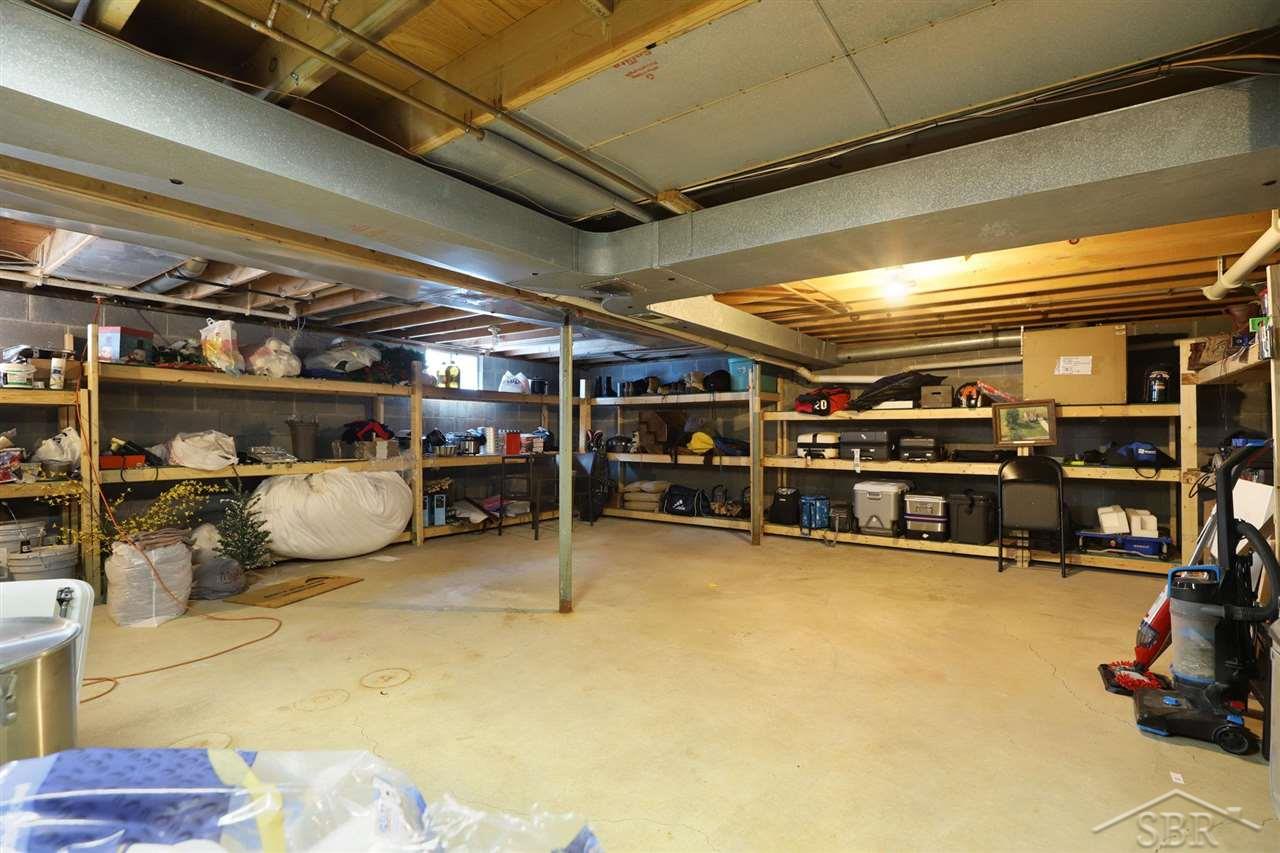 3875 Hackett Road Saginaw, MI 48603 - Photo 41 of 65 50078906-40.JPG