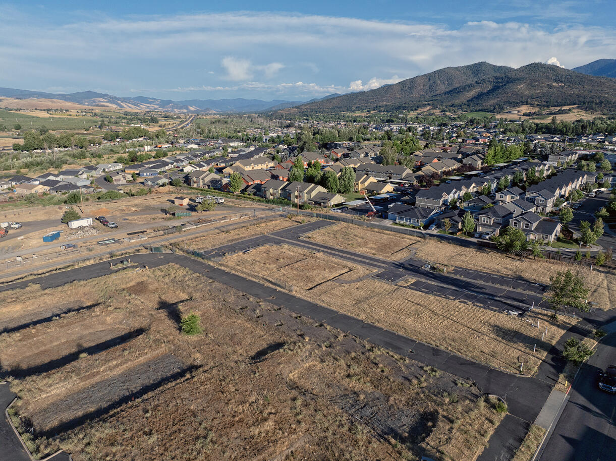 Suncrest Road Talent, OR 97540 - Photo 17 of 22 DJI_20250719194639_0369_D copy
