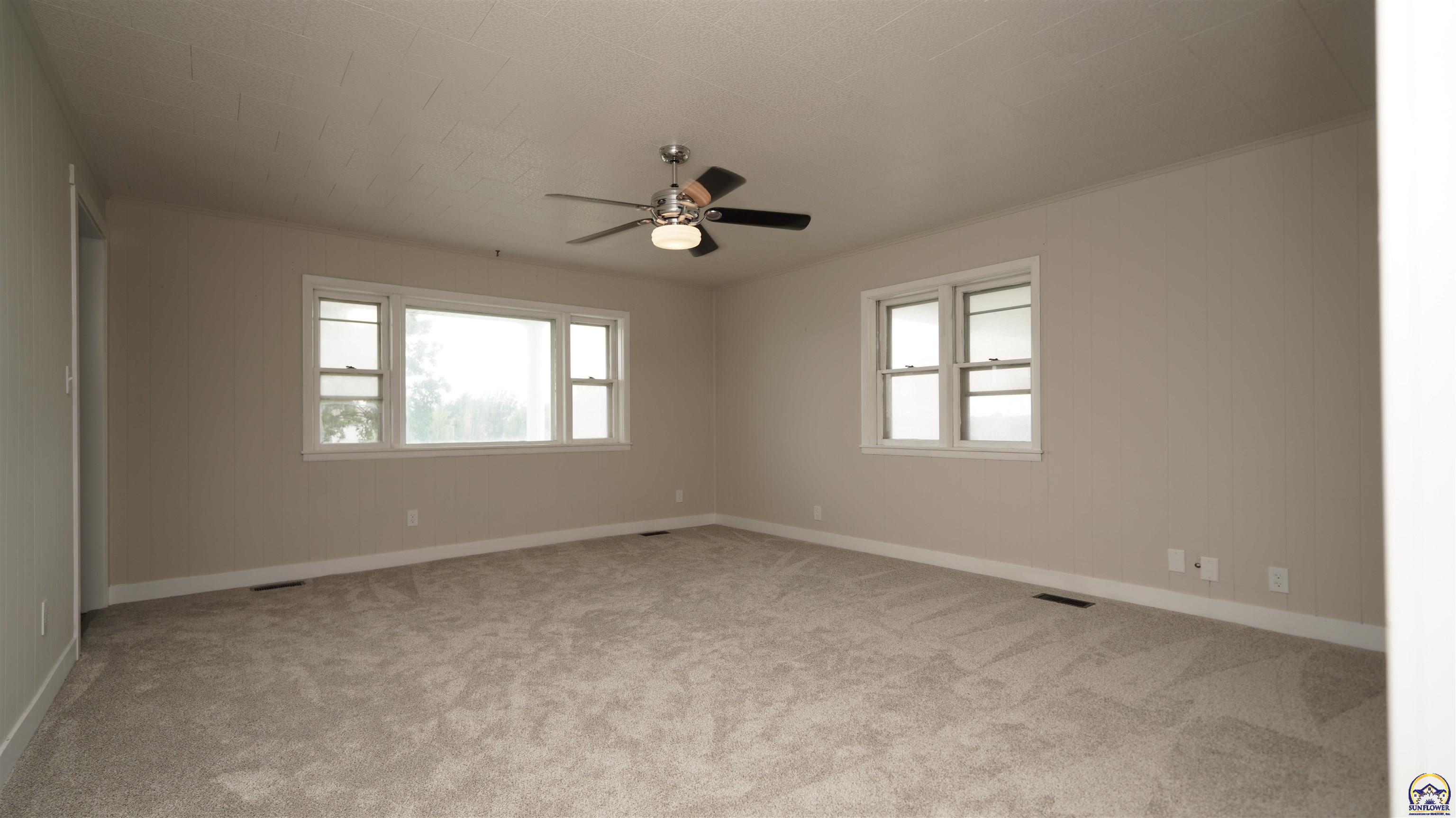 12318 246 Road Holton, KS 66436 - Photo 17 of 70
