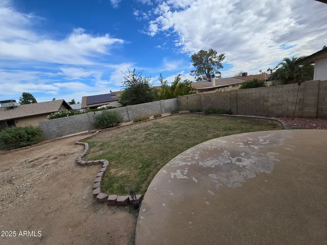 $445,000 | 11401 South Shoshoni Drive, Phoenix, AZ 85044