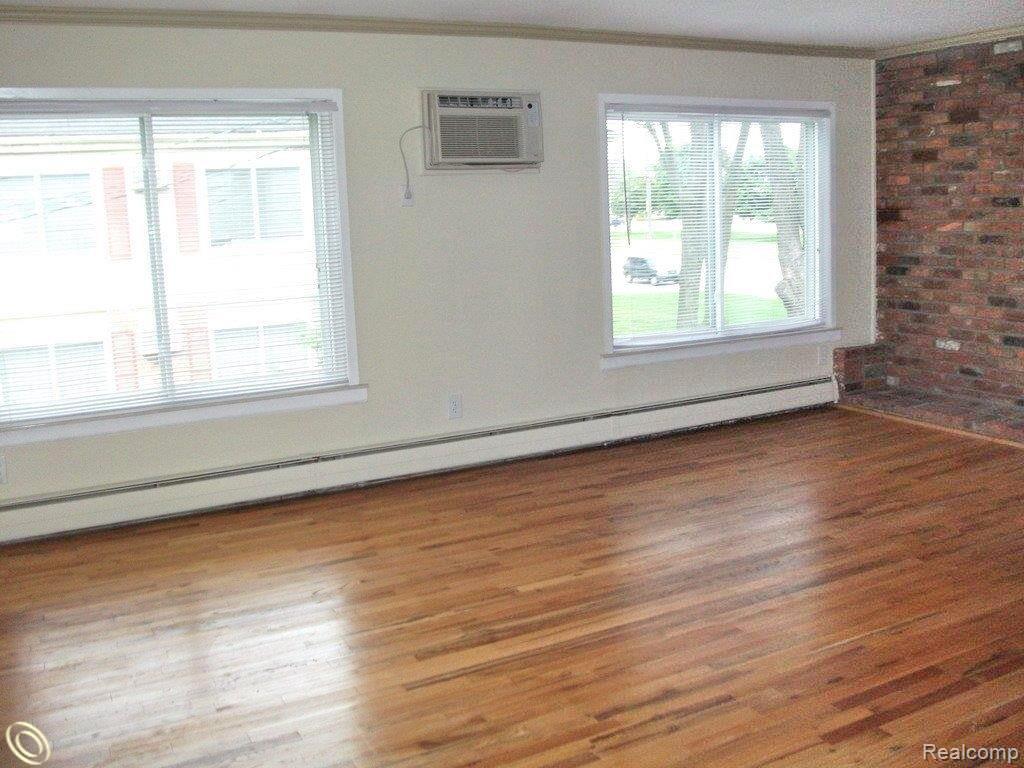 703 West Maple Road Clawson, MI 48017 - Photo 8 of 19