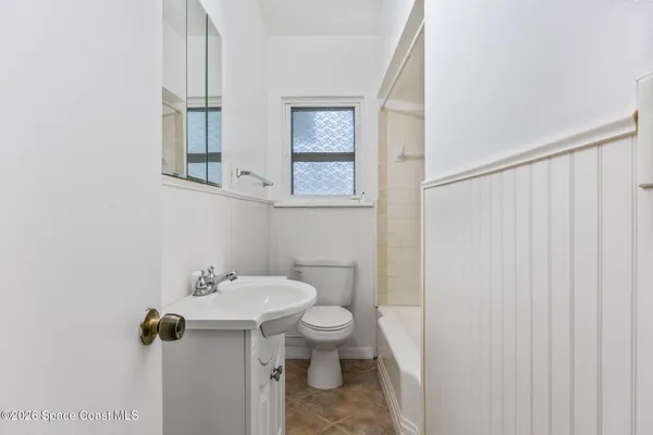 $1,800 | 108 Harrison Avenue, Cape Canaveral, FL 32920