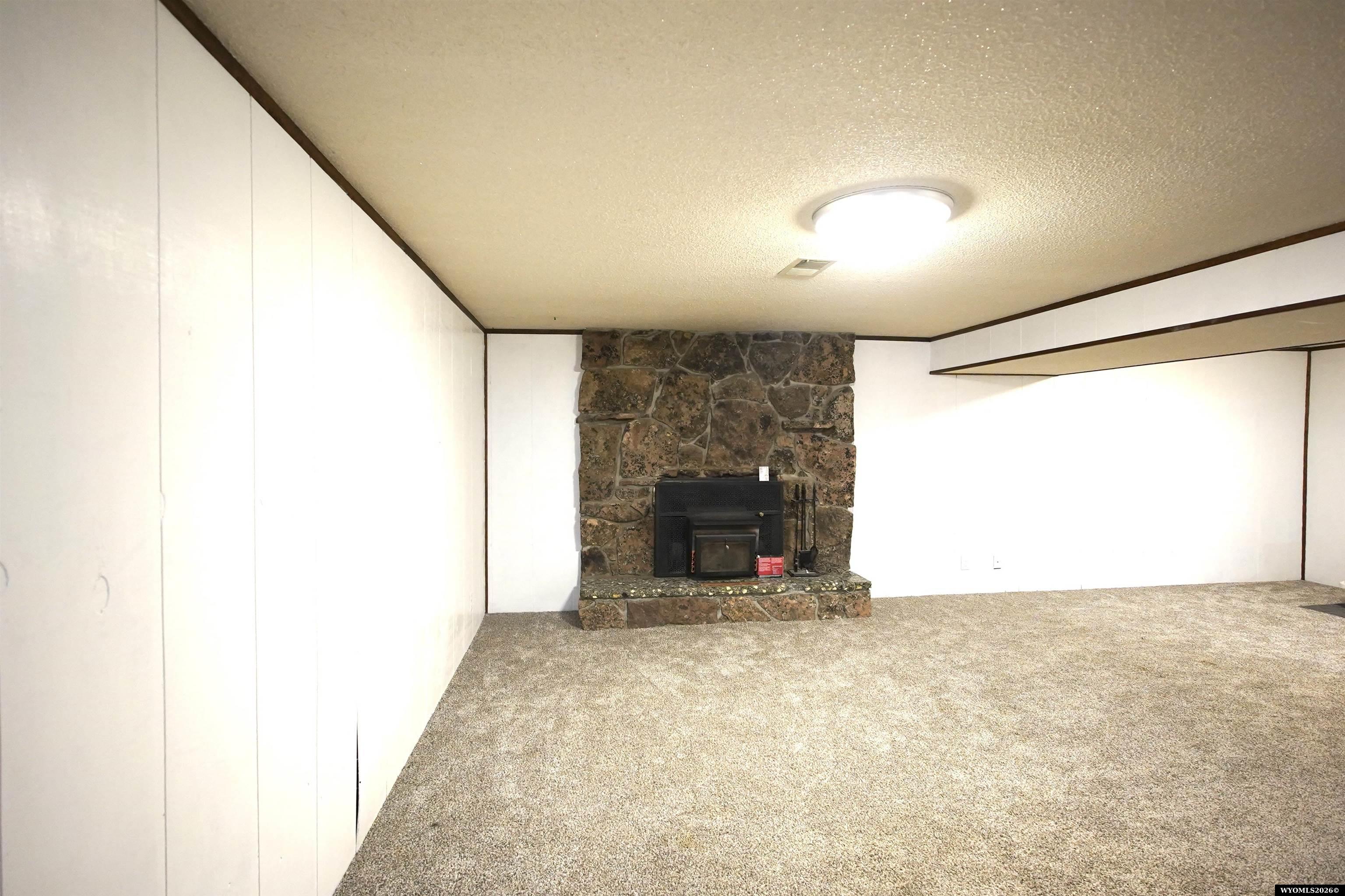 3044 Bruhn Way Casper, WY 82609 - Photo 19 of 28