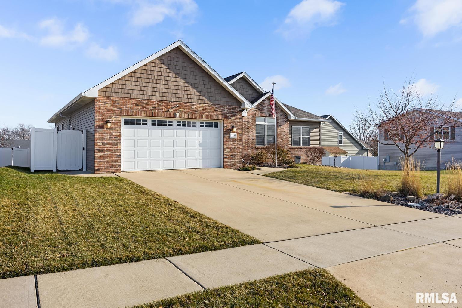 1203 Hampton Road Washington, IL 61571 - Photo 3 of 54 Gallery Image 3