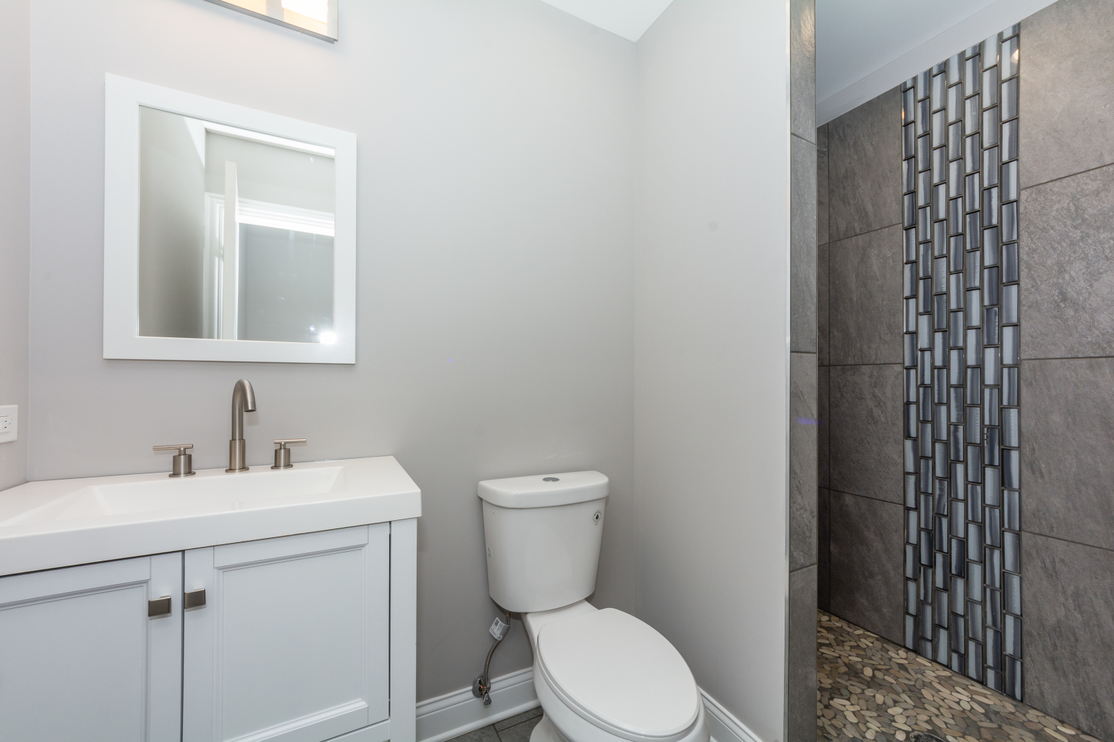 7809 South Rhodes Avenue Chicago, IL 60619 - Photo 22 of 46 Gallery Image 22