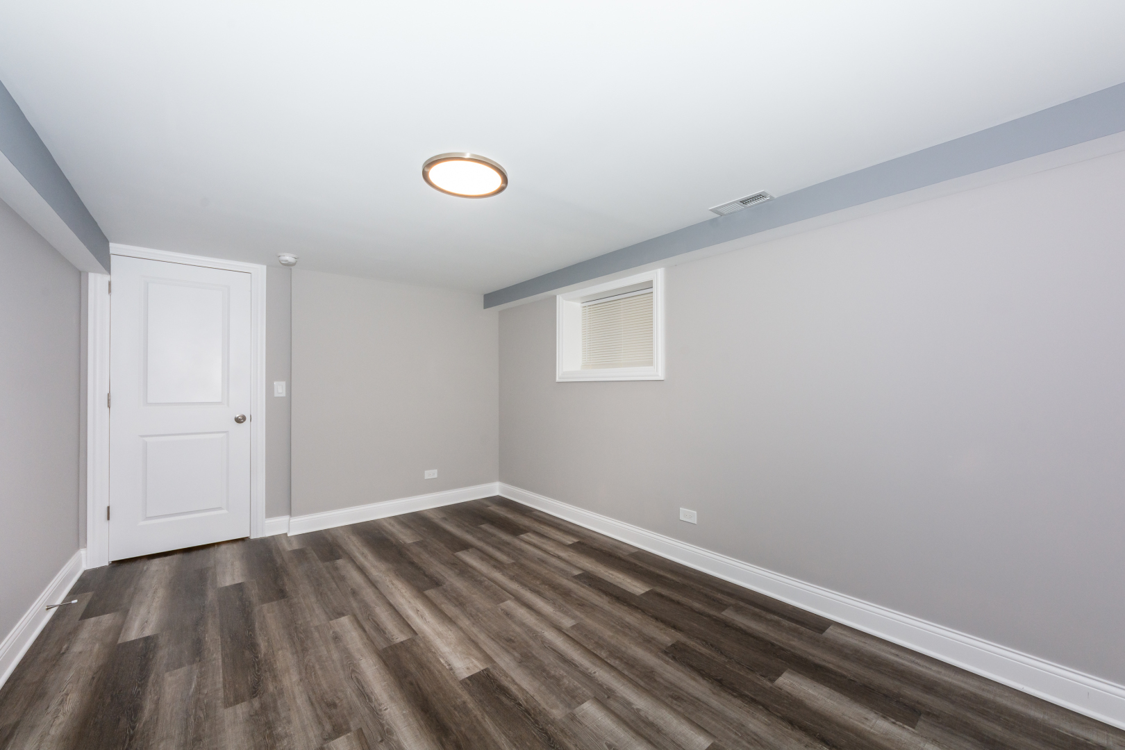 7809 South Rhodes Avenue Chicago, IL 60619 - Photo 39 of 46 Gallery Image 39