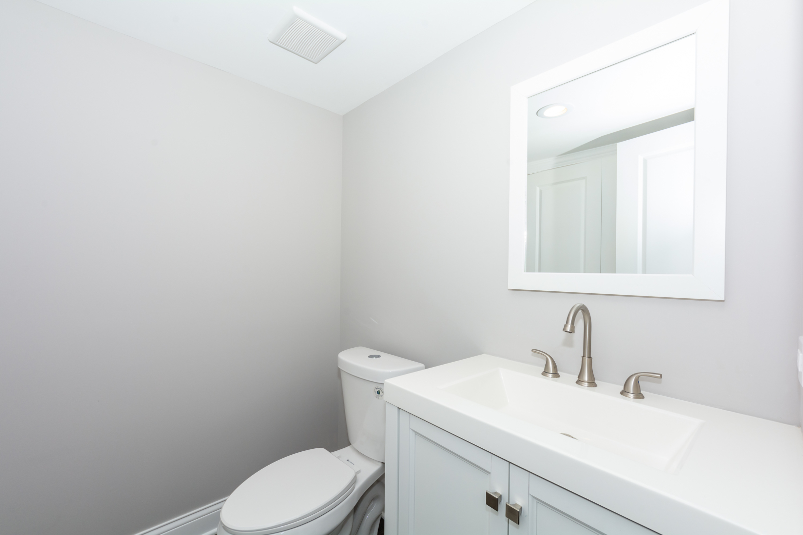 7809 South Rhodes Avenue Chicago, IL 60619 - Photo 40 of 46 Gallery Image 40