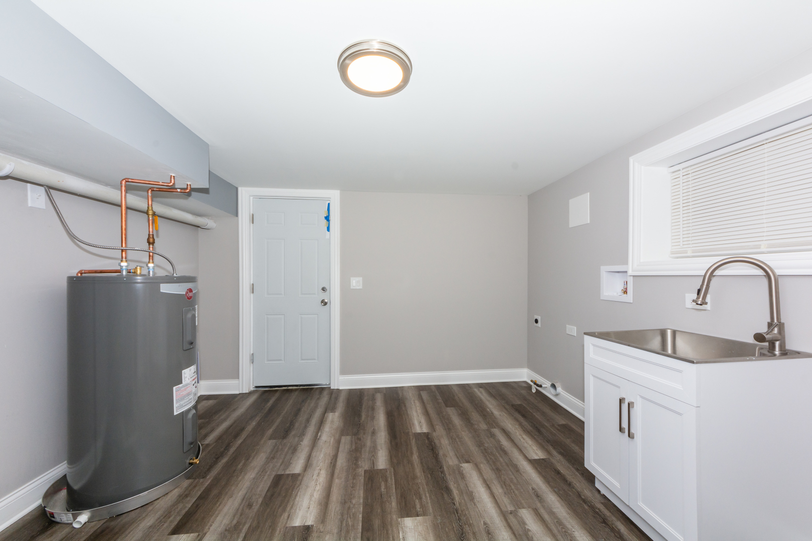 7809 South Rhodes Avenue Chicago, IL 60619 - Photo 41 of 46 Gallery Image 41