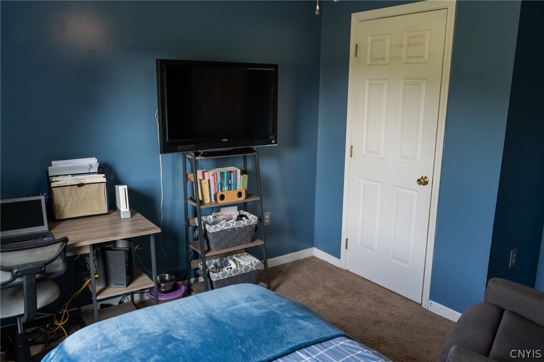 417 State Route Hannibal, NY 13074 - Photo 10 of 27 Bedroom 1
