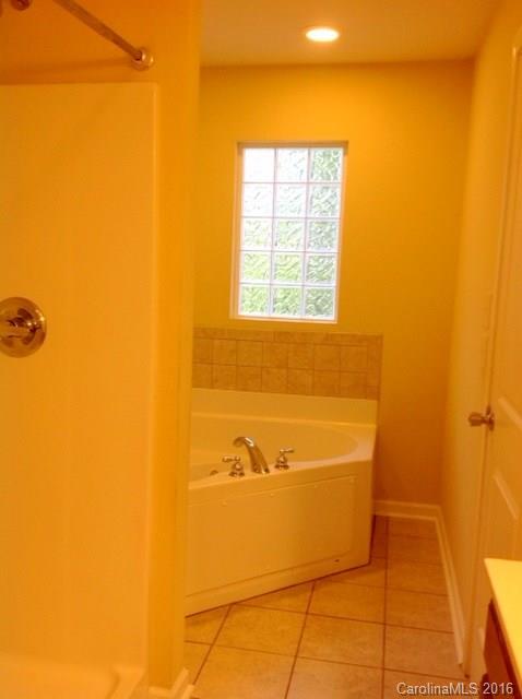 1908 Bonners Circle Conover, NC 28613 - Photo 12 of 20 Gallery Image 12