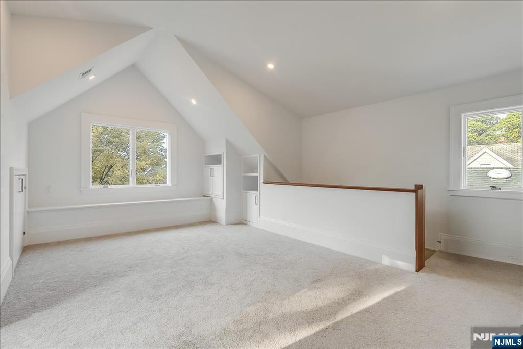 7 Hazelwood Road Bloomfield, NJ 07003 - Photo 27 of 34 Gallery Image 27