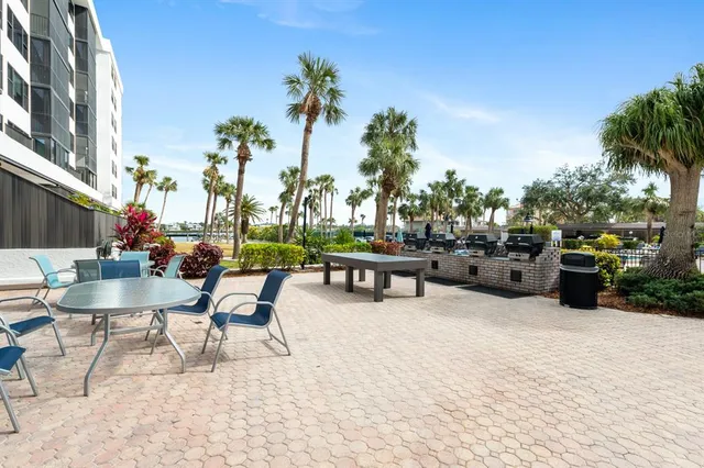 $730,000 | 5855 Midnight Pass Road, Unit 520, Sarasota, FL 34242