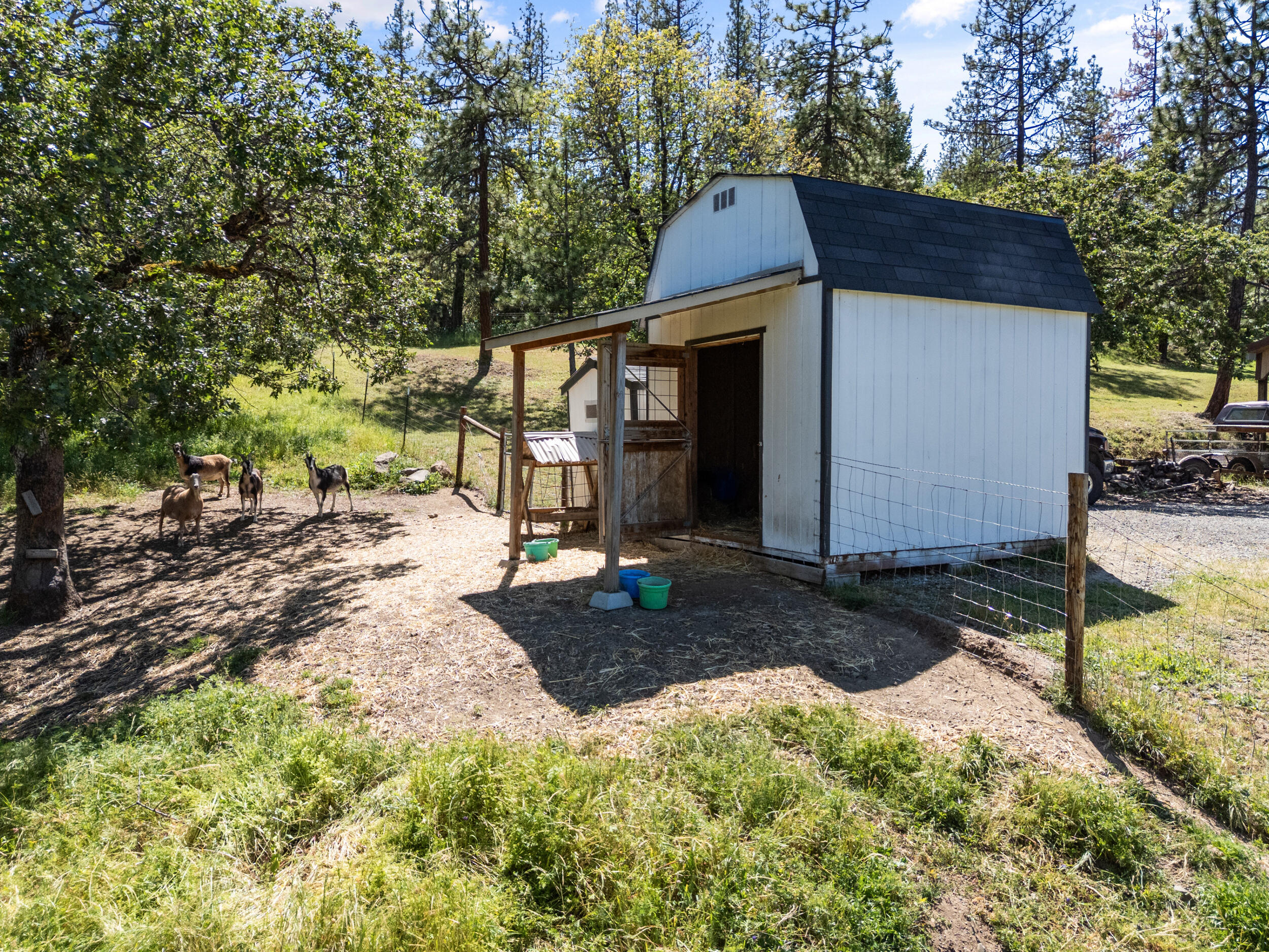 226 Entrada Drive Eagle Point, OR 97524 - Photo 40 of 62