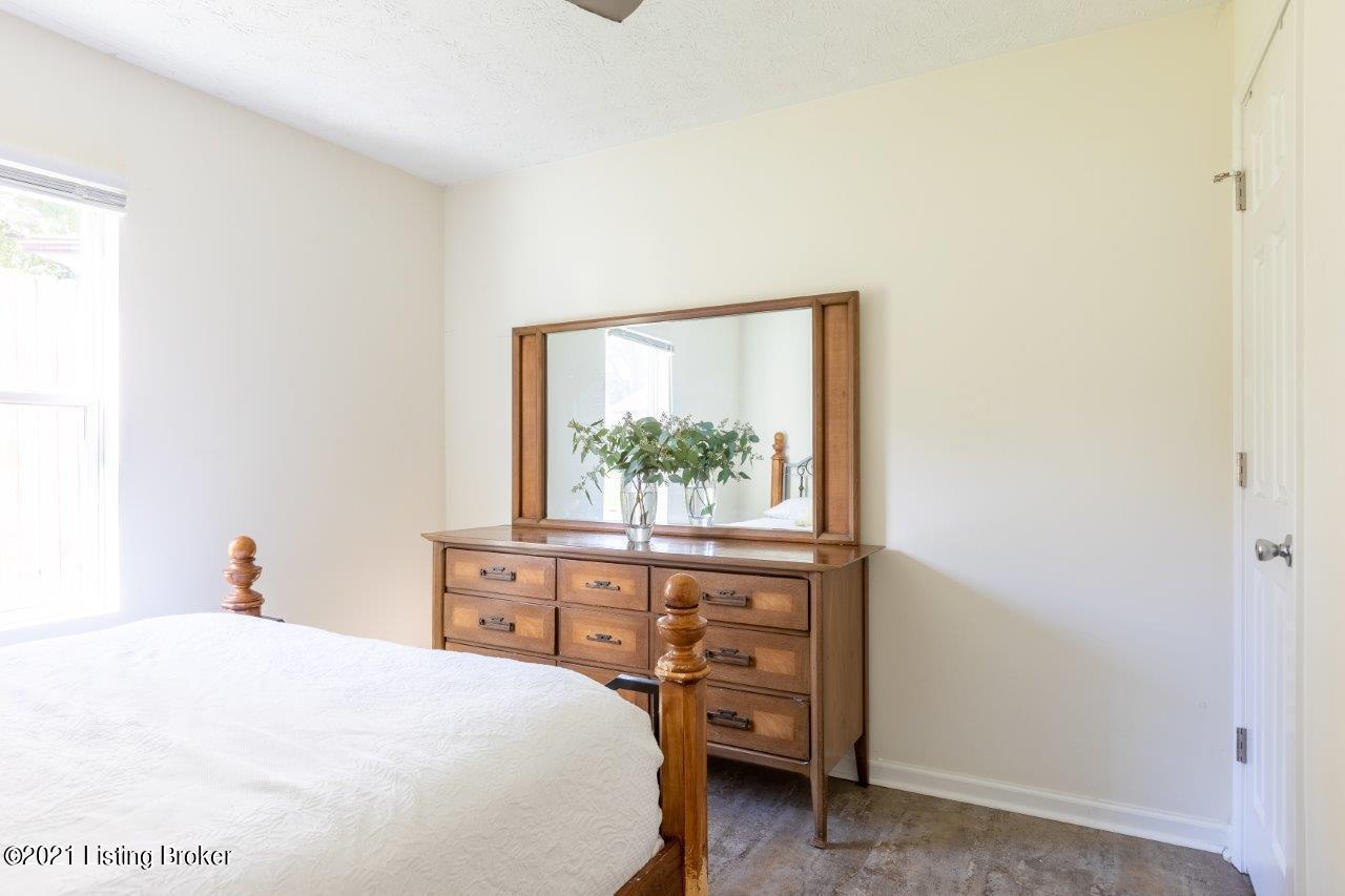 3056 University Road Louisville, KY 40206 - Photo 10 of 16 10