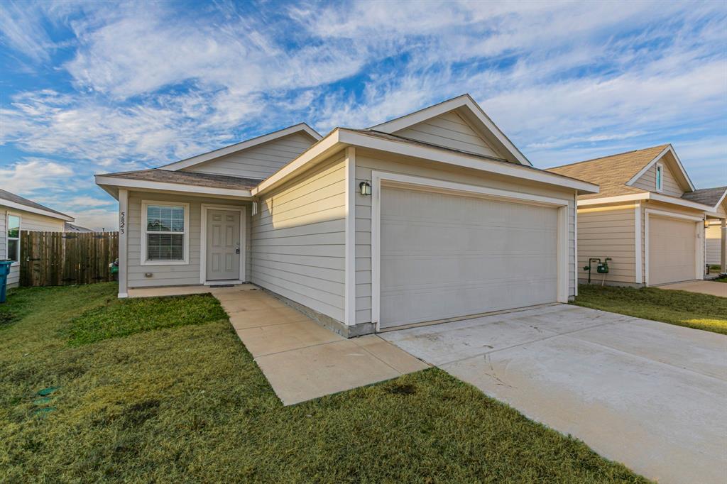 5823 Grindstone Drive Forney, TX 75126 - Photo 2 of 24