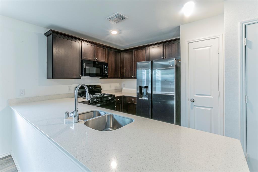 5823 Grindstone Drive Forney, TX 75126 - Photo 8 of 24