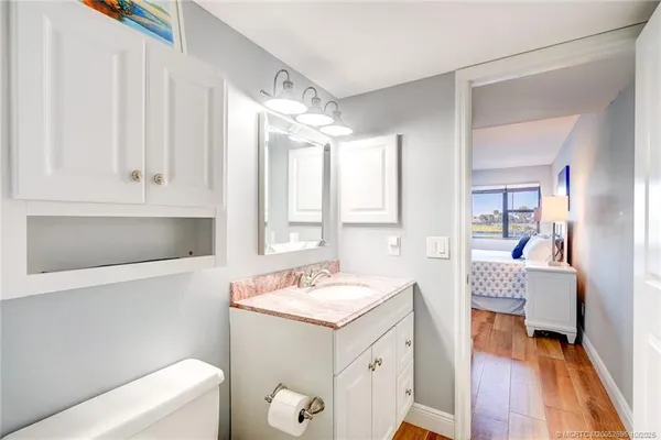 $5,900 | 40 Northeast Plantation Road, Unit 203, Jensen Beach, FL 34957