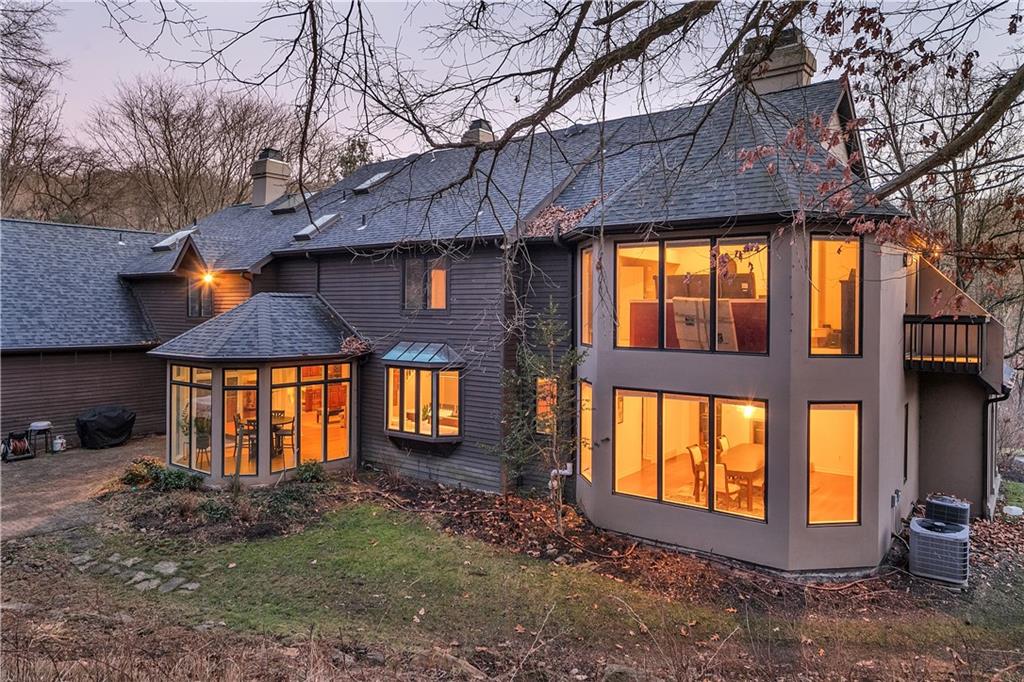 413 Windmere Drive Pittsburgh, PA 15238 - Photo 6 of 50 a front view of house with a garden