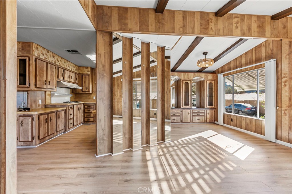 801 South Halcyon Road, Unit 38 Arroyo Grande, CA 93420 - Photo 6 of 16