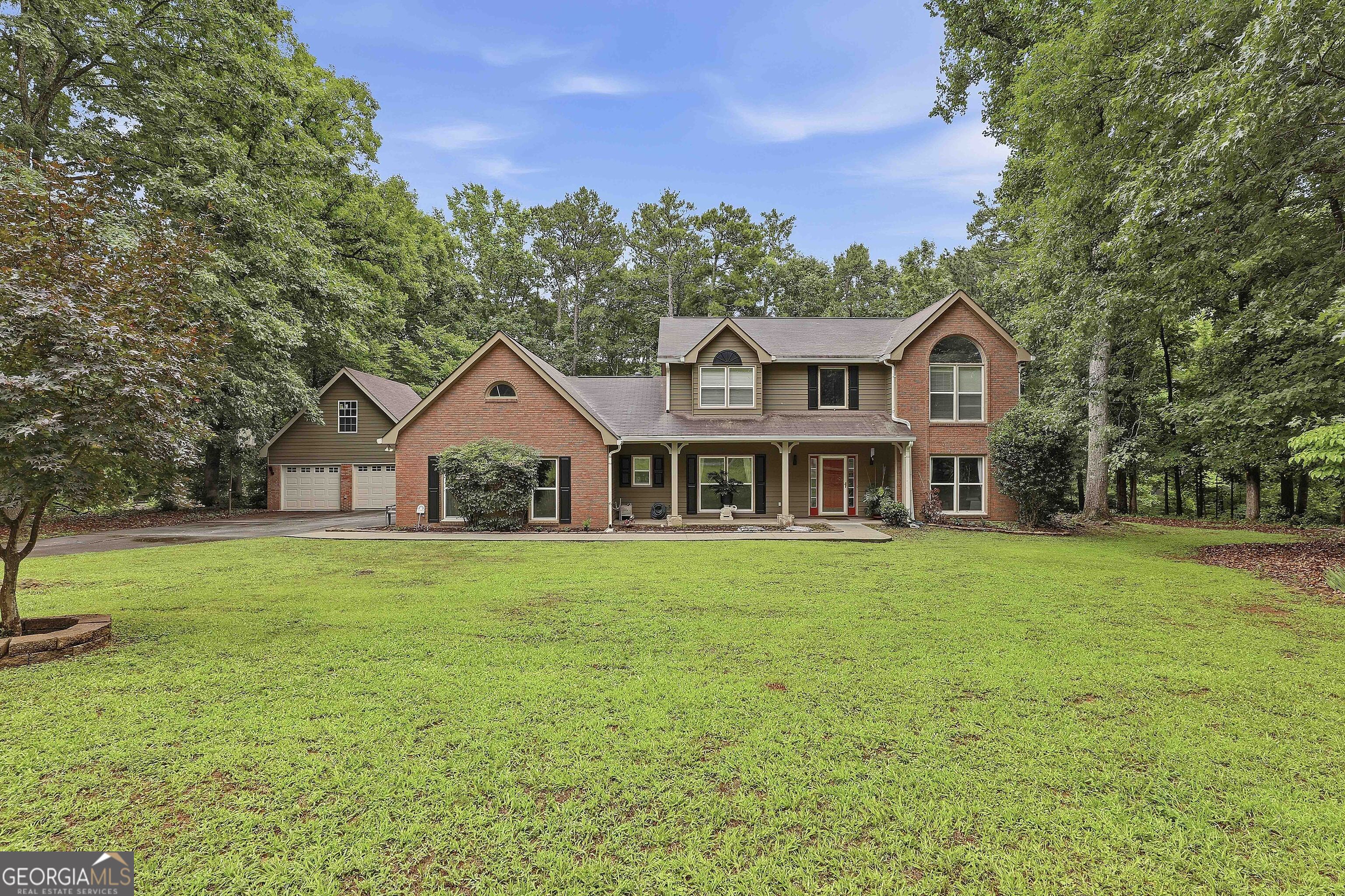 105 Crimson Ridge Tyrone, GA 30290 - Photo 3 of 37