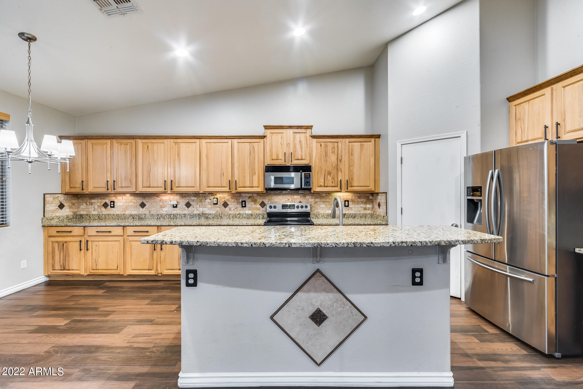 2233 West Harwell Rd. Phoenix, AZ 85041 - Photo 12 of 63 17