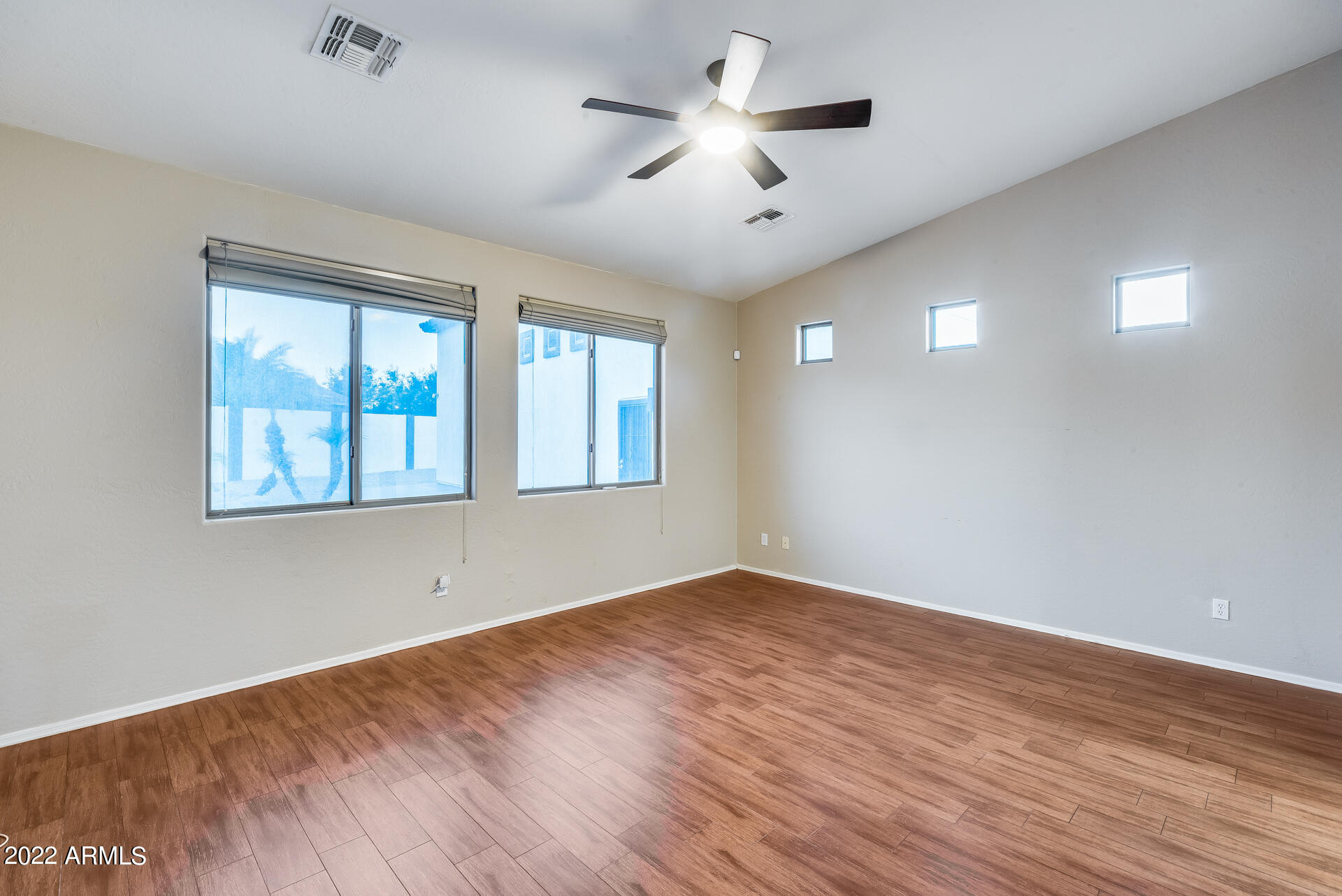 2233 West Harwell Rd. Phoenix, AZ 85041 - Photo 19 of 63 24